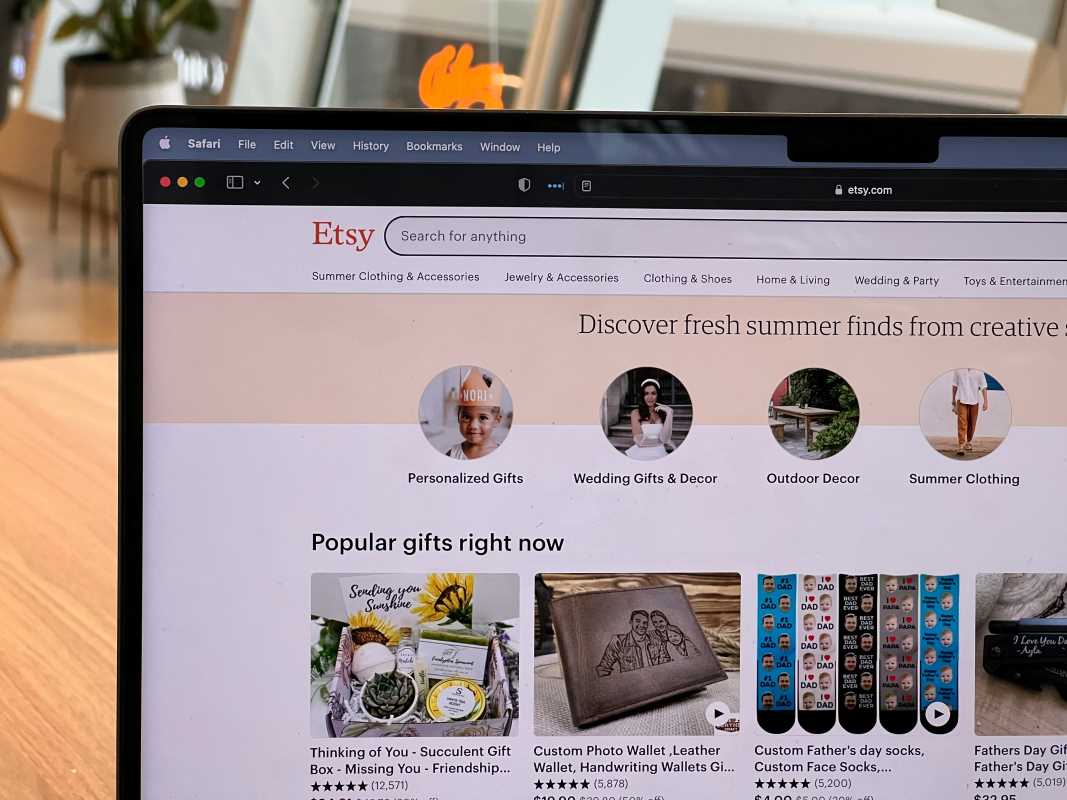 5 Platforms Where You Can Buy Handmade Crafts from Local Artists